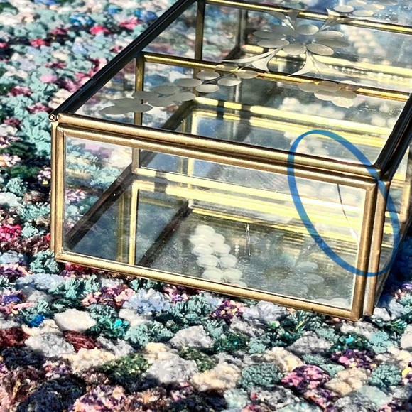 Vintage Brass and Glass Footed Display Shelf / Box, approx 9” x 3.5”, Etched - Picture 6 of 14